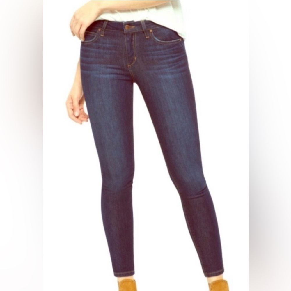 NWT - Joe's Jeans “ The skinny ankle ultra slim fit” Sz. 27